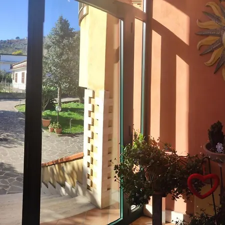 Enza Intero A Nocera Inferiore, Salerno Nocera Inferiore