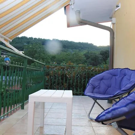 Enza Intero A Nocera Inferiore, Salerno *